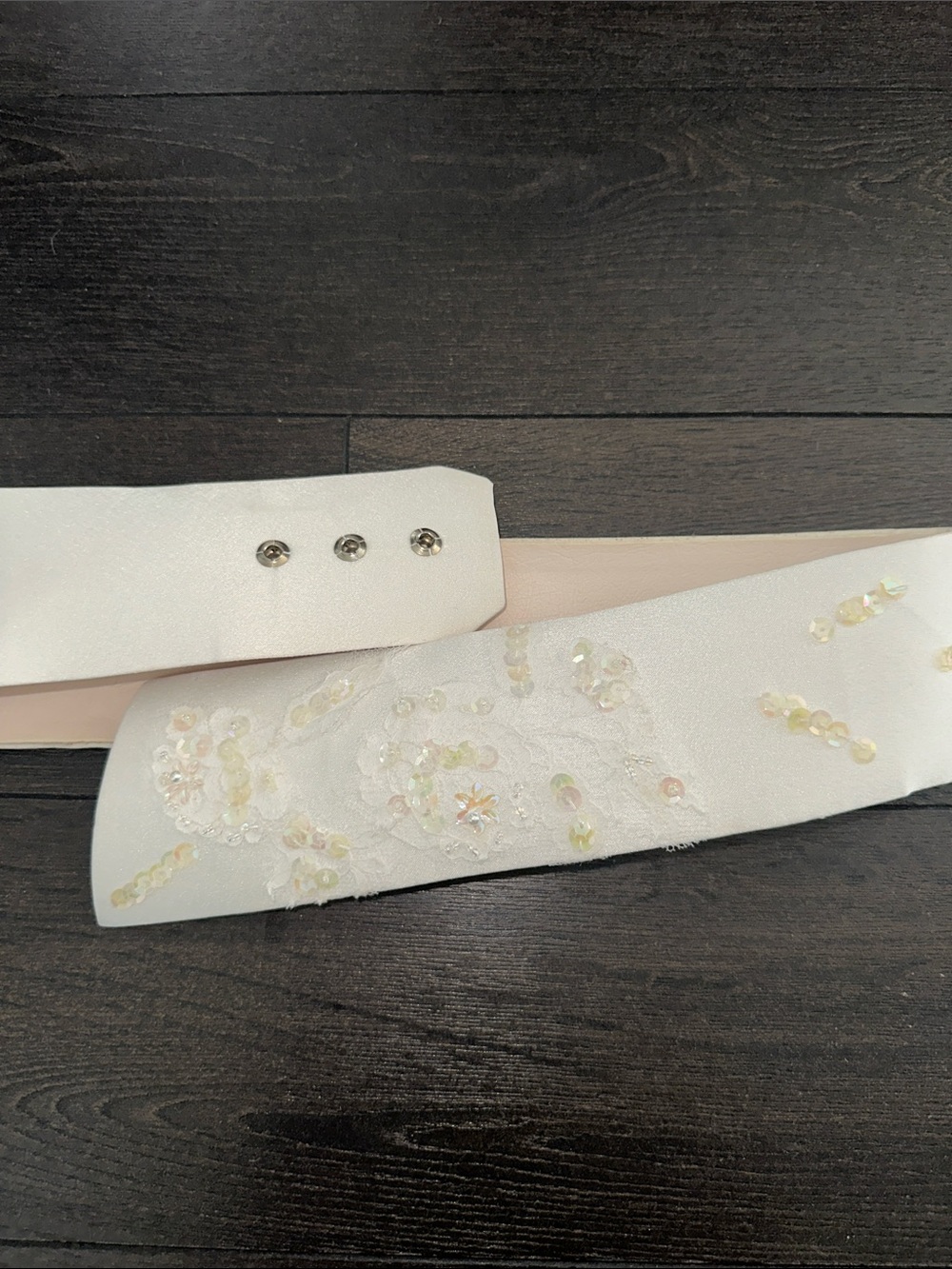 Vanity Fair White Sequin Embellished Waist Belt